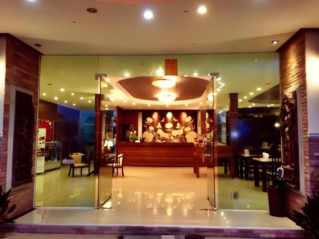 Sirimathani Hotel Loei Exteriör bild