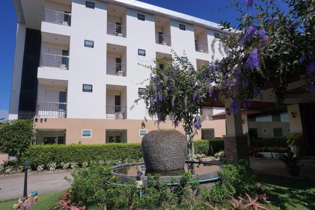 Sirimathani Hotel Loei Exteriör bild