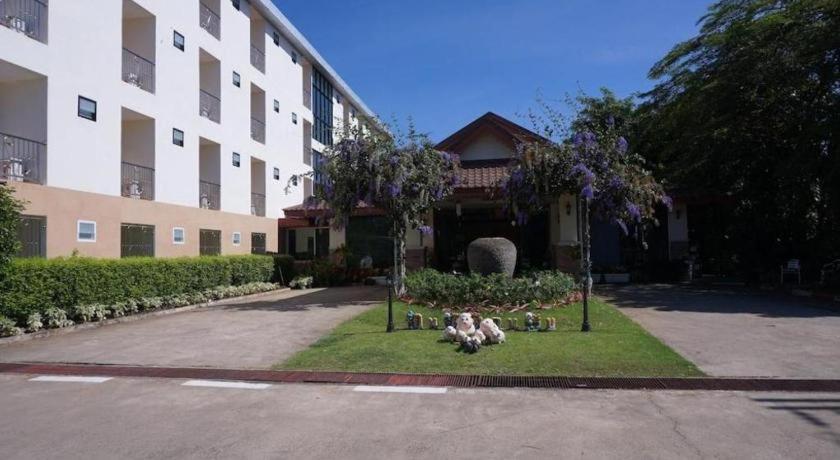 Sirimathani Hotel Loei Exteriör bild